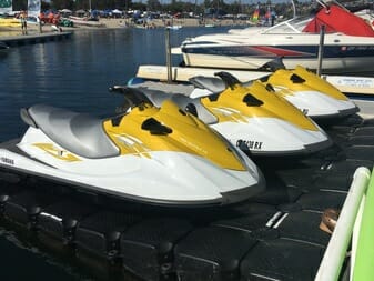 jet-ski